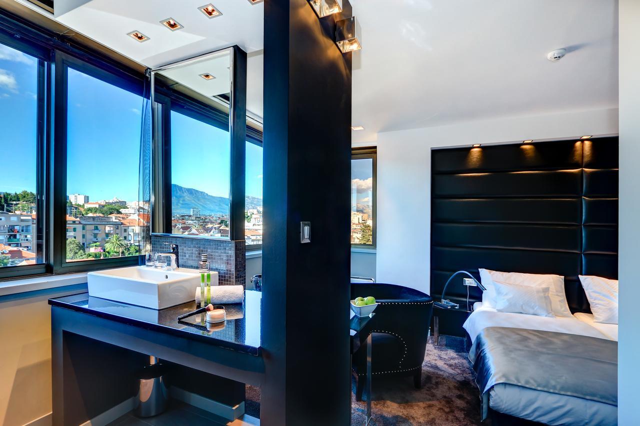 The View Luxury Rooms Split Bagian luar foto